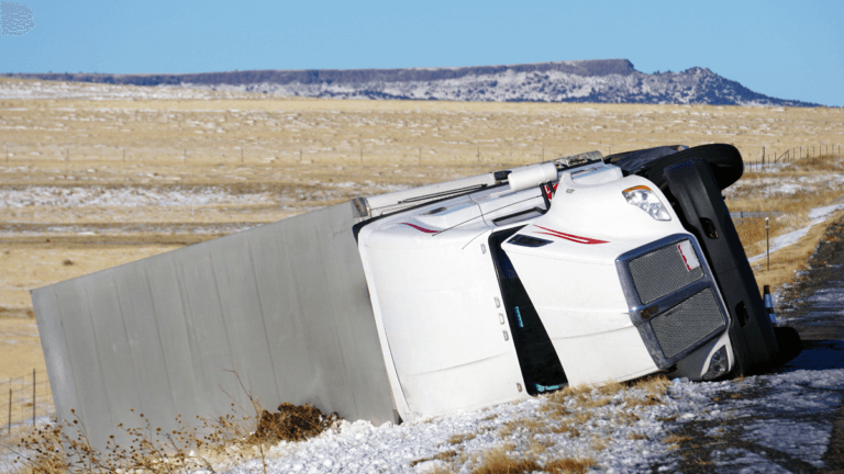 Accidentes de camiones en EE.UU.: dónde y cuándo ocurren, y quiénes son los más afectados